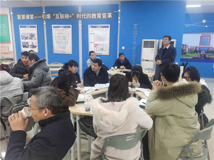 高二級(jí)部：同課異構(gòu)締結(jié)友誼、教研興校開(kāi)拓天地(圖5)