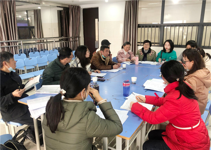 高二級(jí)部：同課異構(gòu)展風(fēng)采、教研活動(dòng)促成長(zhǎng)(圖5)