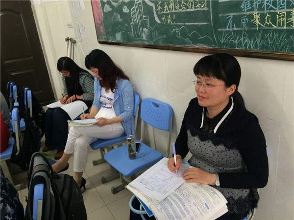 同課異構(gòu)展風(fēng)采，齊心研討共提升(圖4)
