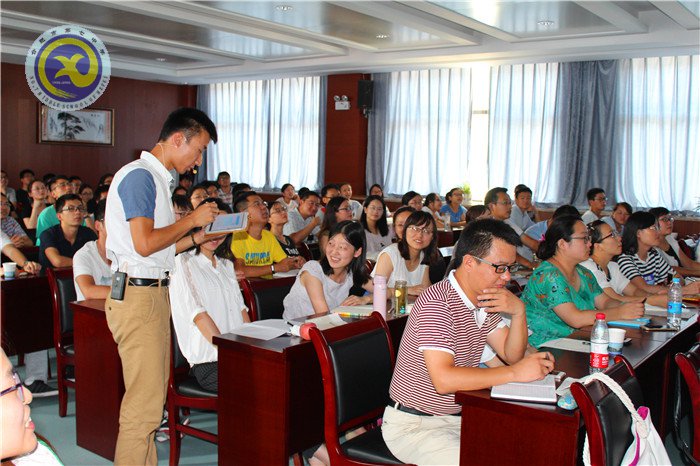 現(xiàn)代技術(shù)助力專業(yè)成長，爭做“智慧”教師(圖2)