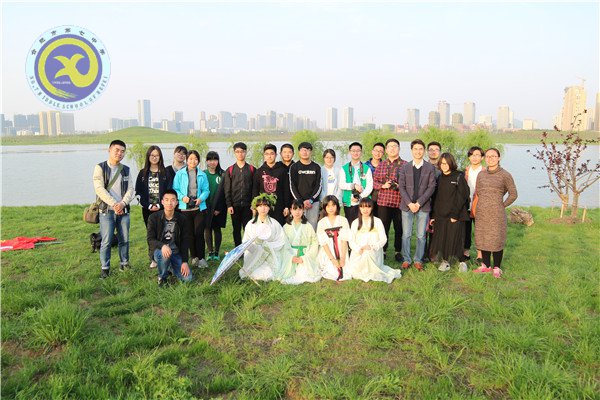 踏春風(fēng)，揚(yáng)漢服之美 ； 齊合作，傳志愿精神(圖3)