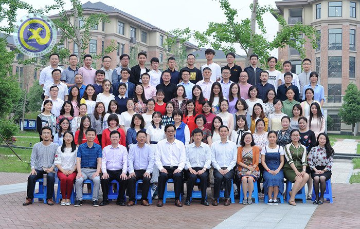 合肥晚報(bào)：合肥七中“你成長 我幸?！苯逃龣n案(圖1)