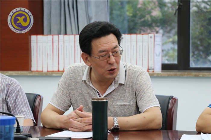 合肥七中黨委書(shū)記楊開(kāi)仁同志以普通黨員身份參加所在黨支部專題組織生活會(huì)(圖2)