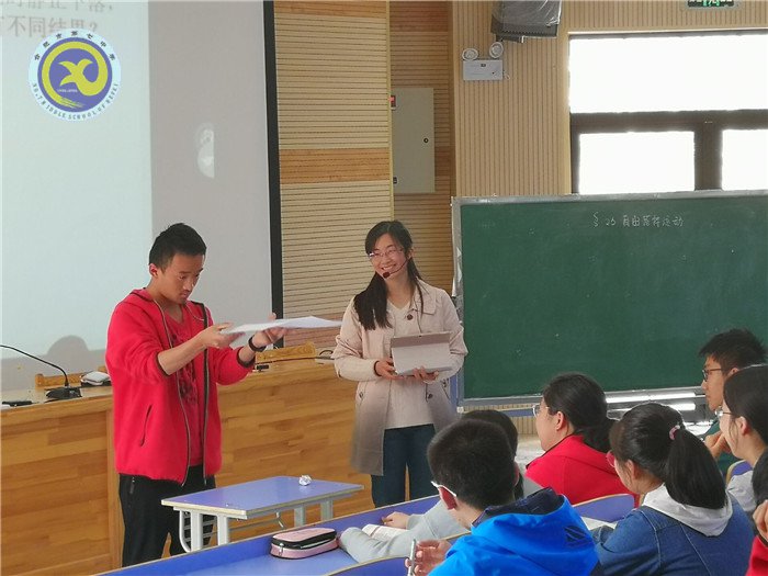 同課異構(gòu)共研討，青年教師展風(fēng)姿(圖12)