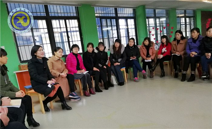 關(guān)注學生 做內(nèi)心強大的育人者(圖1)