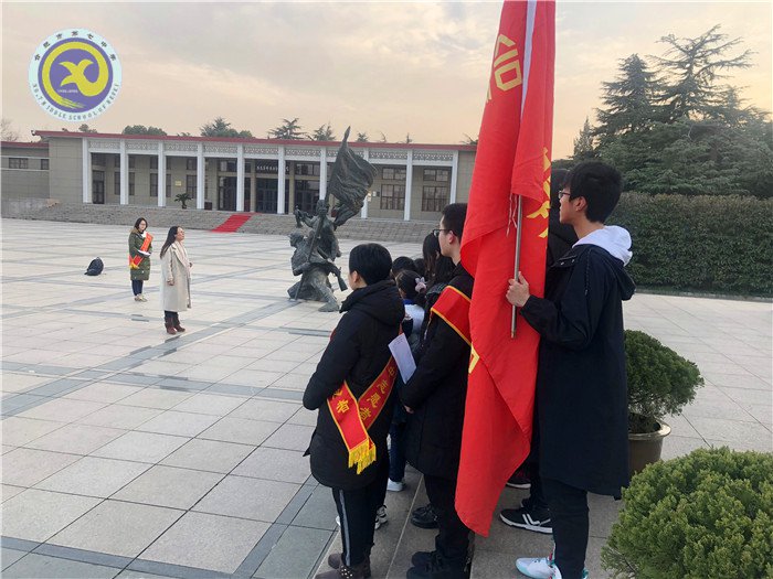 繼承革命傳統(tǒng)，發(fā)揚(yáng)團(tuán)員精神，邁出紅色第一步(圖3)