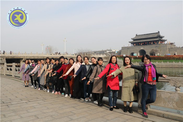 綠柳含煙日，踏青正當(dāng)時(shí)(圖4)