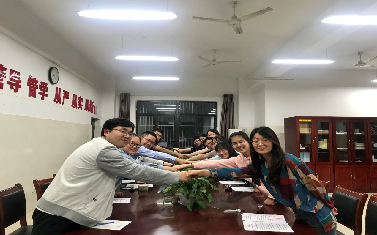且以深情共成長(zhǎng) 結(jié)對(duì)互助學(xué)比幫(圖5)