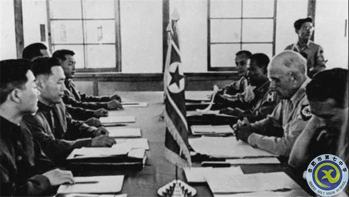 △1953年7月27日，朝鮮停戰(zhàn)協(xié)定簽字儀式在開城板門店舉行.jpg