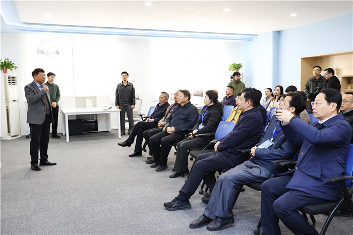 溫暖同行，守護(hù)心靈！安徽省心理健康教育現(xiàn)場(chǎng)會(huì)在合肥七中舉行！(圖10)