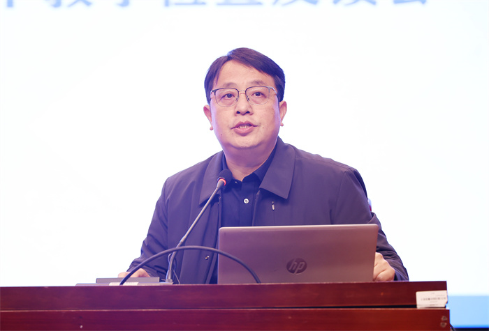 合肥七中召開2024-2025學(xué)年第一學(xué)期第二次全體教職工大會(圖4)