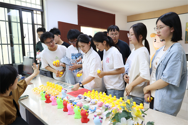 525心理健康日|“一起來解‘鴨’”趣味減壓活動歡樂回歸(圖9)